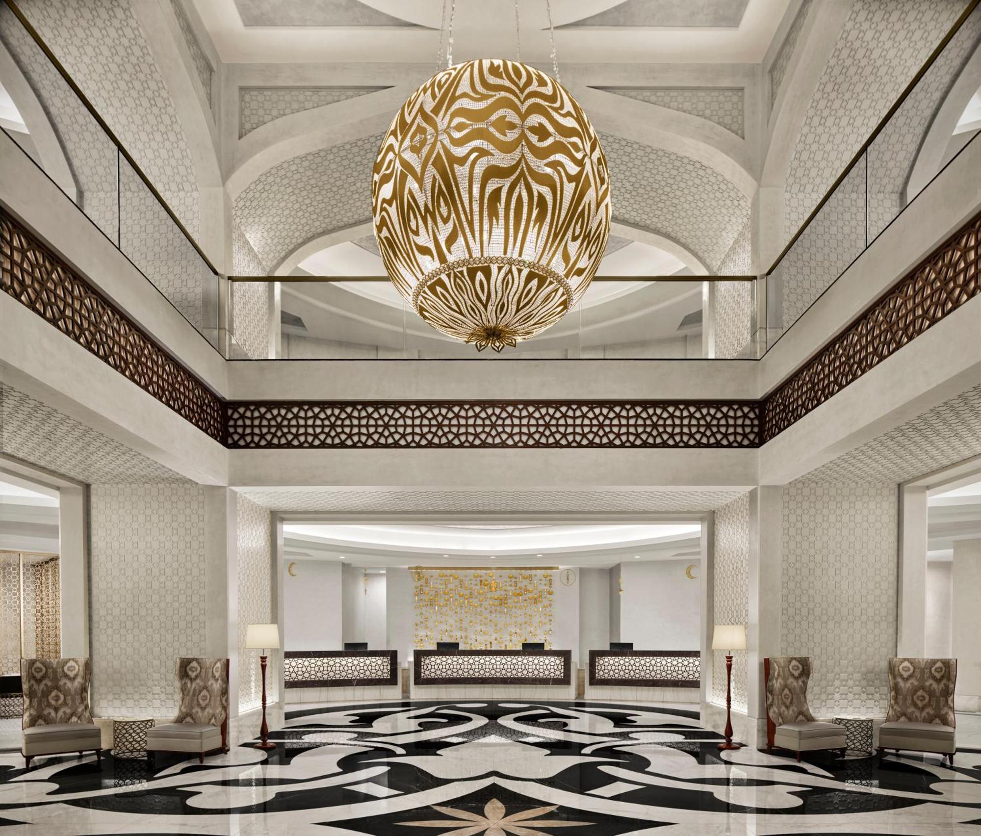 Conrad Jabal Omar Makkah Hotel Mecca Exterior photo The lobby of the hotel